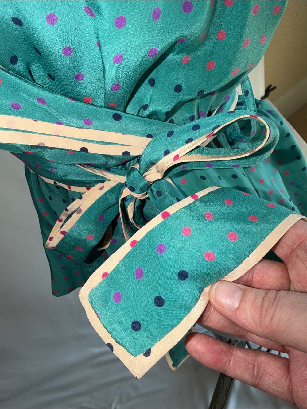 Marc By Marc Jacobs 💯 silk Teal Polka Dot Ruffle Wrap Top - Picture 6 of 11